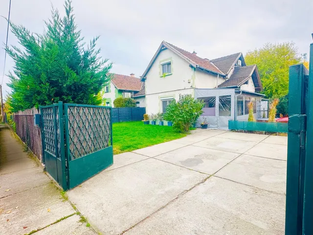 Eladó lakás Budapest X. kerület, Laposdűlő 100 nm