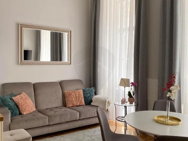 Kiadó lakás Budapest V. kerület, Belváros 85 nm