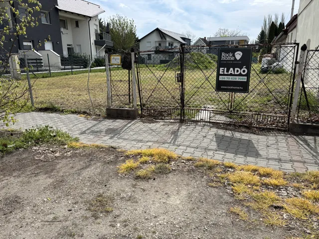 Eladó telek Siófok, Belváros 600 nm