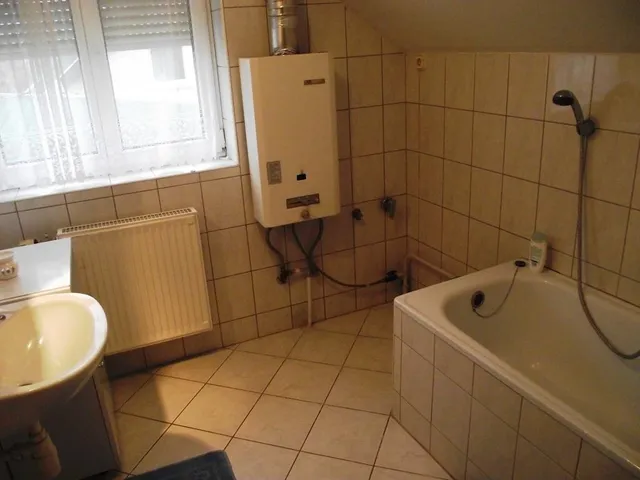 Eladó ház Székesfehérvár, Maroshegy 278 nm