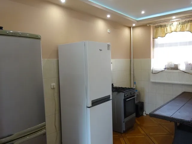 Eladó ház Székesfehérvár, Öreghegy 360 nm