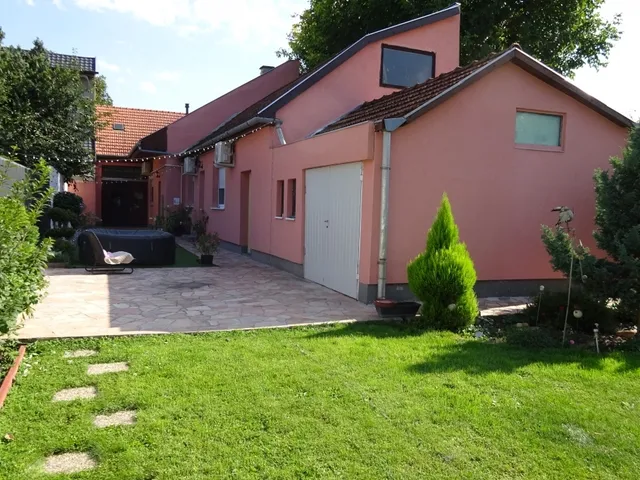 Eladó ház Székesfehérvár 92 nm