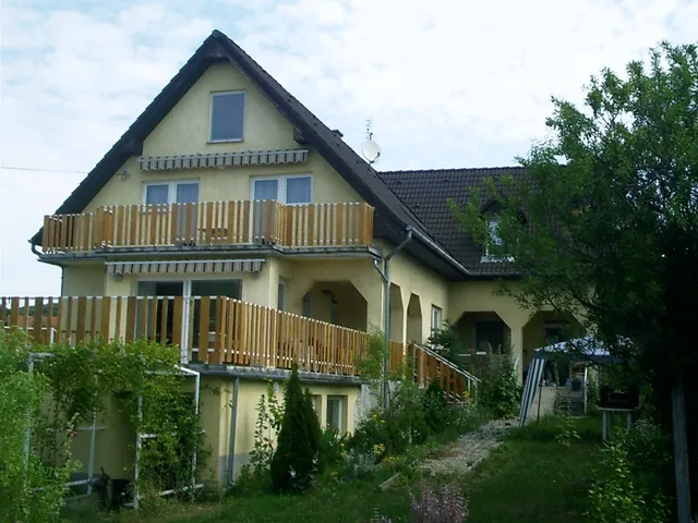 Eladó ház Révfülöp 492 nm