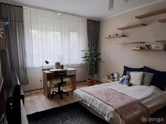Eladó lakás Szeged, Makkosház 47 nm