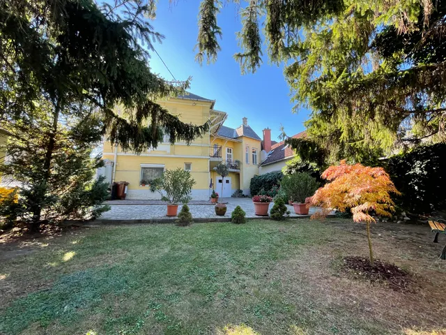 Eladó ház Veszprém, Jeruzsálemhegy 210 nm