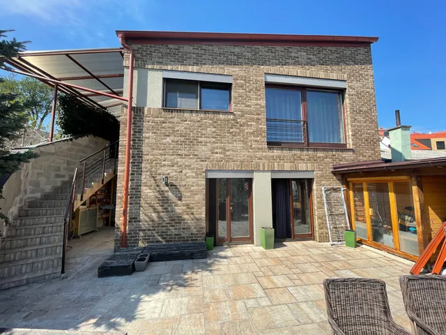 Eladó ház Veszprém, Dózsaváros 130 nm