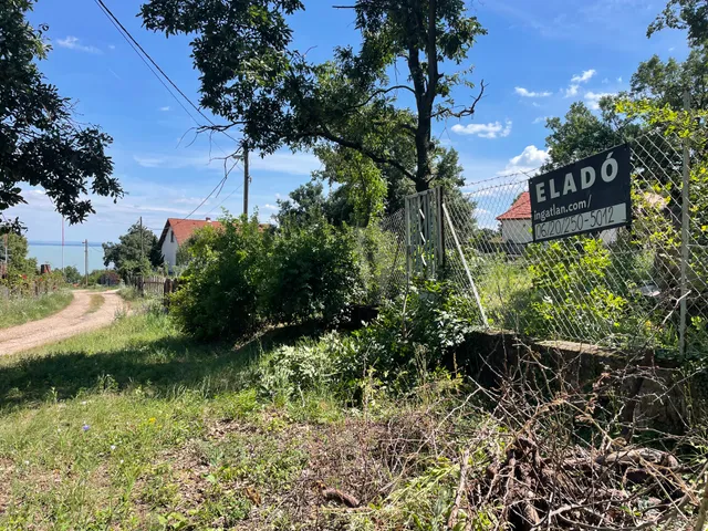 Eladó telek Balatonalmádi, Káplár 768 nm