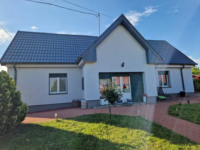 Eladó ház Balatonalmádi, Vörösberény, Veszprémi 90 nm