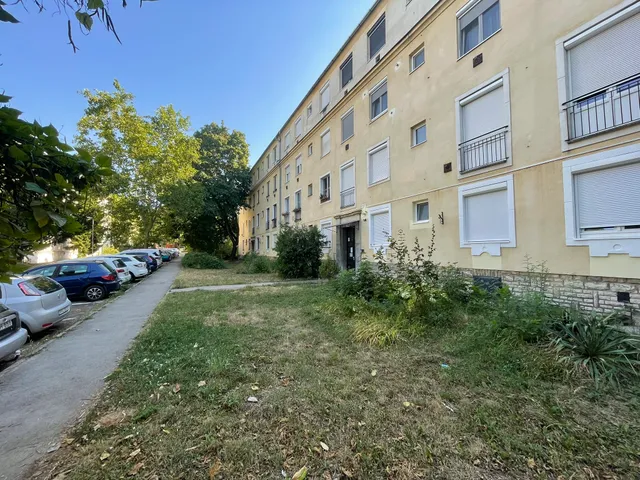 Eladó lakás Veszprém, Egyetemváros 53 nm