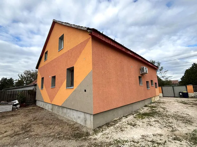 Eladó ház Ócsa, Dózsatelep 160 nm