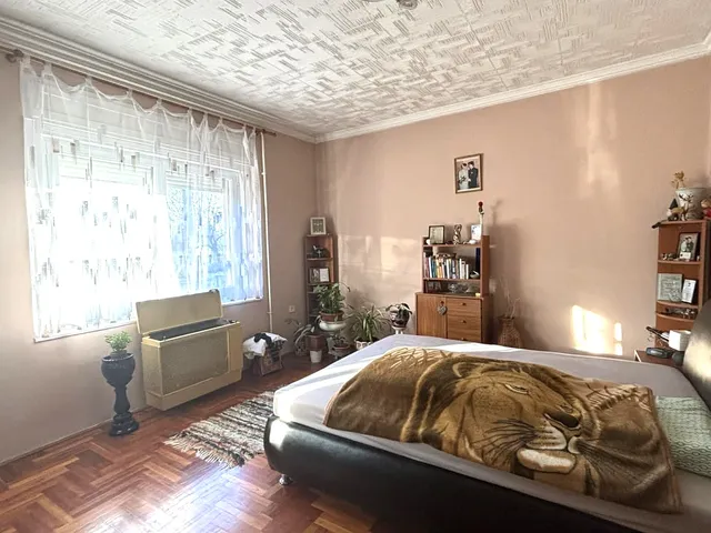 Eladó ház Sülysáp, Szőlősnyaraló 85 nm