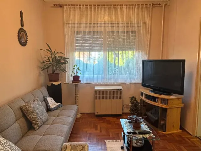 Eladó ház Sülysáp, Szőlősnyaraló 85 nm