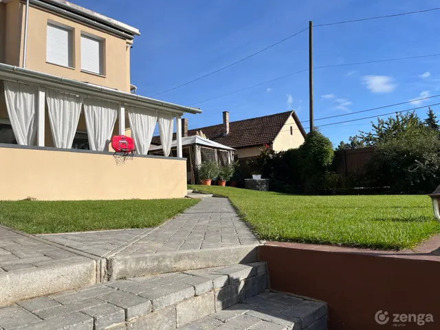 Eladó ház Maglód 210 nm