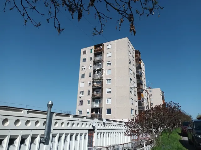 Eladó lakás Ózd 64 nm