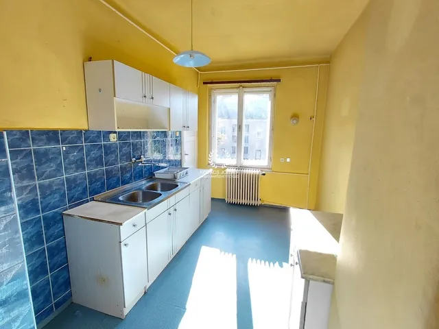 Eladó lakás Ózd, Bulcsú út 47 nm