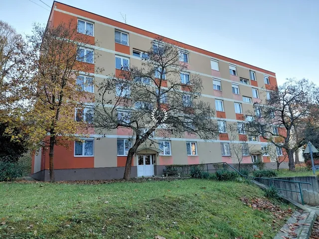 Eladó lakás Ózd 66 nm