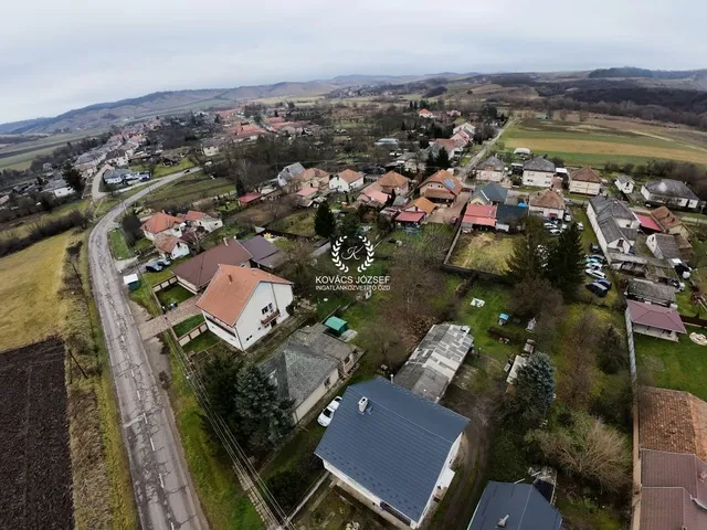 Eladó ház Ózd, Szentsimoni út 77 nm