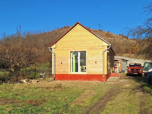 Eladó ház Ózd, Petőfi Sándor 60 nm