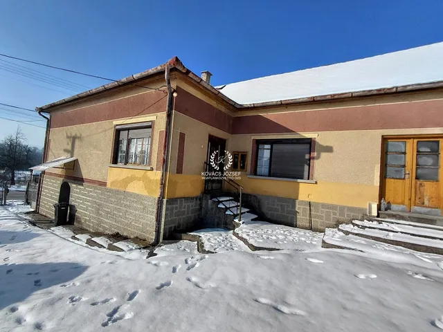 Eladó ház Csokvaomány, Petőfi Sándor út 131 nm