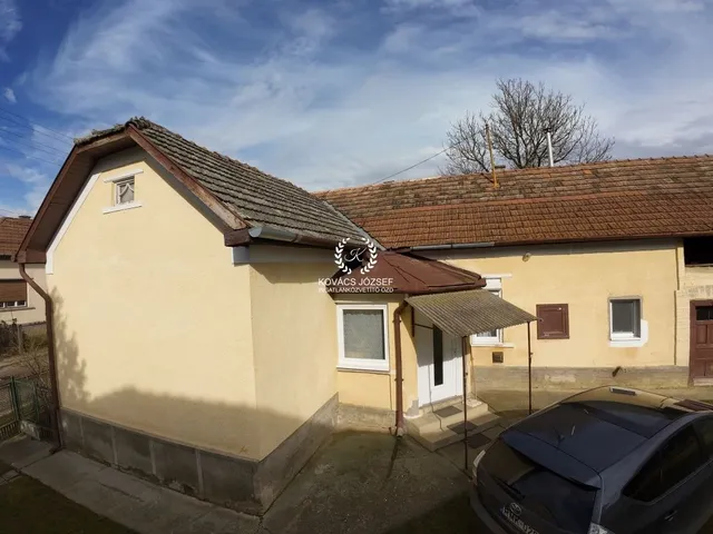 Eladó ház Hangony, Petőfi Sándor út 80 nm