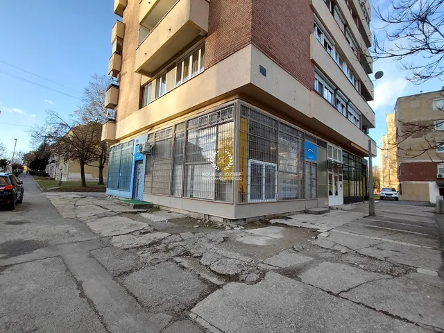 Kiadó kereskedelmi és ipari ingatlan Ózd, Zrinyi Miklós utca 125 nm