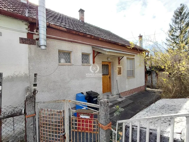 Eladó ház Ózd, Nyírfa utca 65 nm