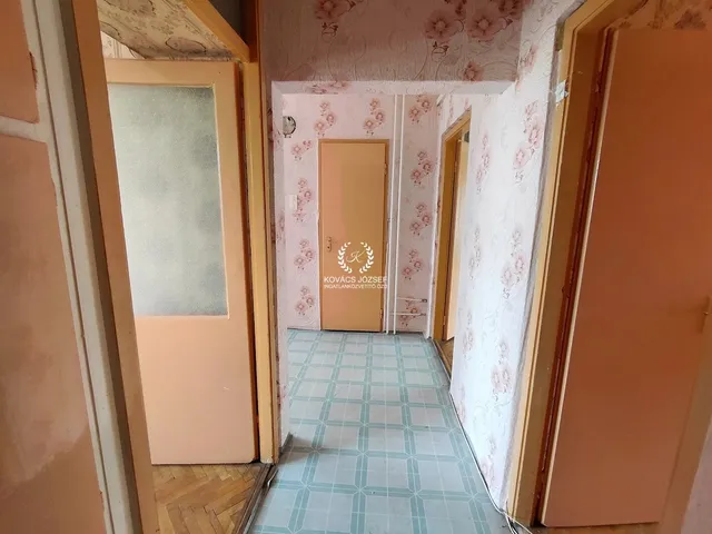 Eladó lakás Ózd, Nemzetőr út  63 nm