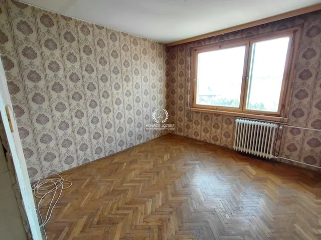 Eladó lakás Ózd, Nemzetőr út  63 nm