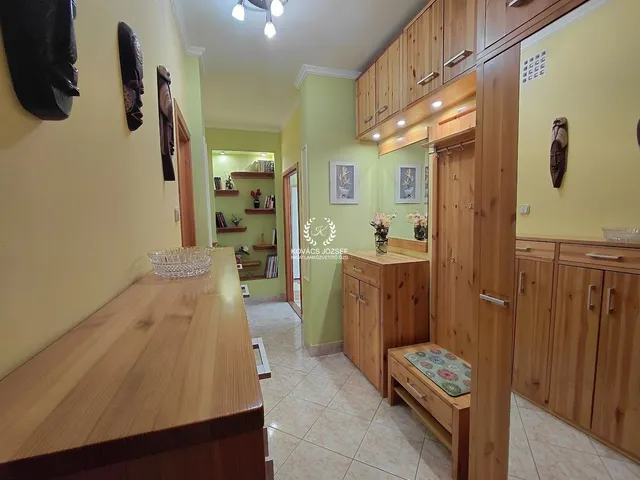 Eladó lakás Ózd, Bibó István utca 54 nm