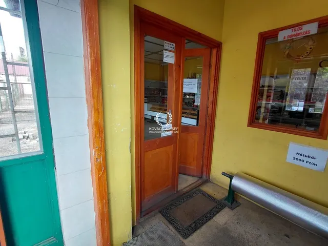 Eladó kereskedelmi és ipari ingatlan Ózd, Vasköz 240 nm