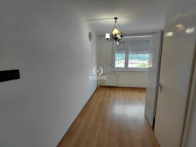 Eladó lakás Ózd, Vasvár út 60 nm