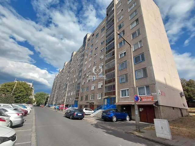 Eladó lakás Ózd, Vasvár út 60 nm