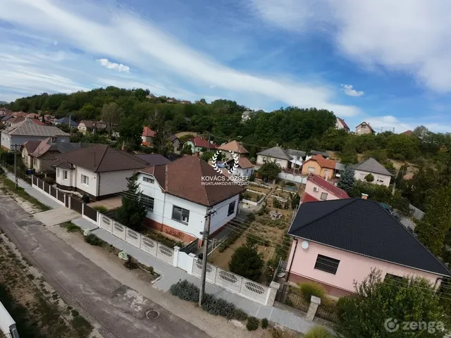 Eladó ház Ózd, Cséti Ottó út 95 nm
