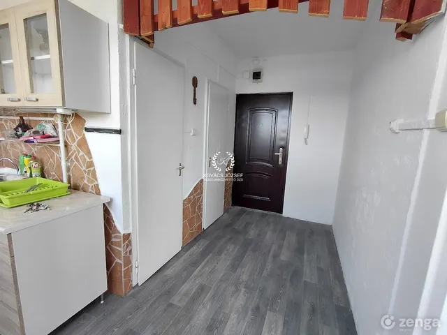 Eladó lakás Ózd, Vasvár út 27 nm