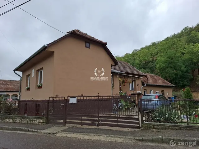Eladó ház Domaháza, Rákóczi út 65 nm