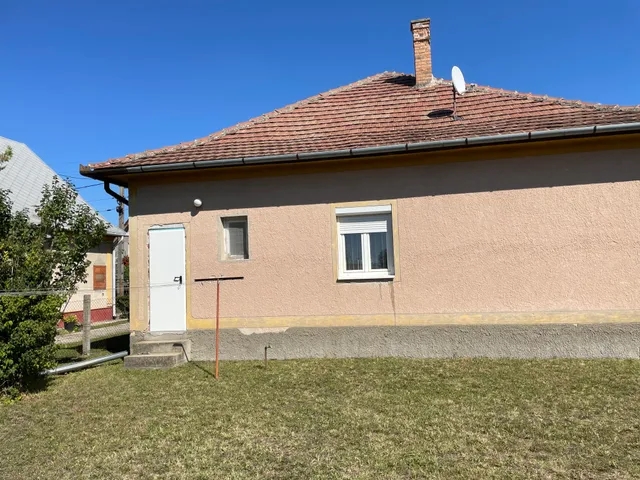 Eladó ház Áporka 85 nm