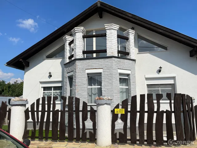 Eladó ház Ráckeve, Szulla 185 nm