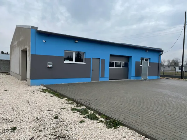 Eladó kereskedelmi és ipari ingatlan Ráckeve 205 nm