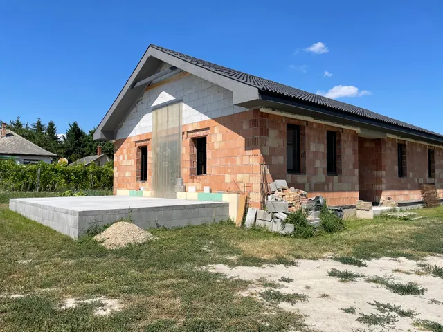 Eladó ház Makád 117 nm