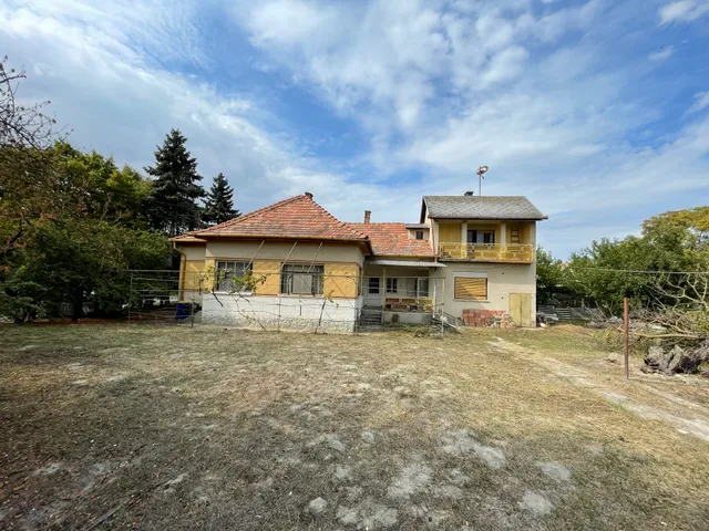 Eladó ház Makád 141 nm