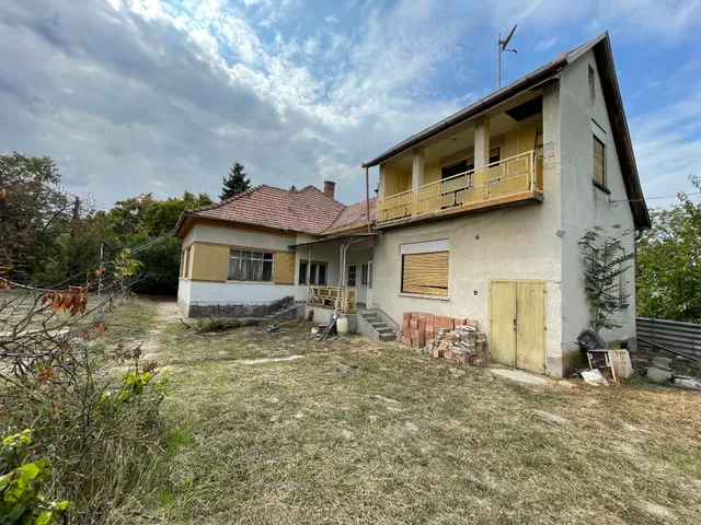 Eladó ház Makád 141 nm