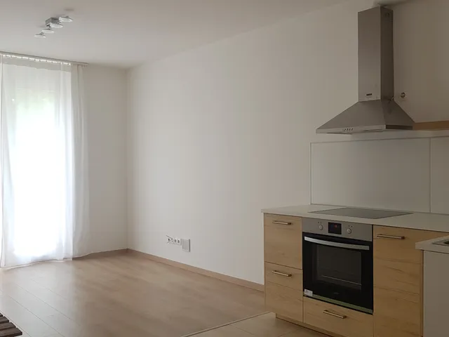 Kiadó lakás Kecskemét, Homokbánya 29 nm