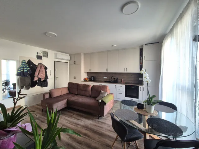 Eladó lakás Kecskemét, Homokbánya 47 nm