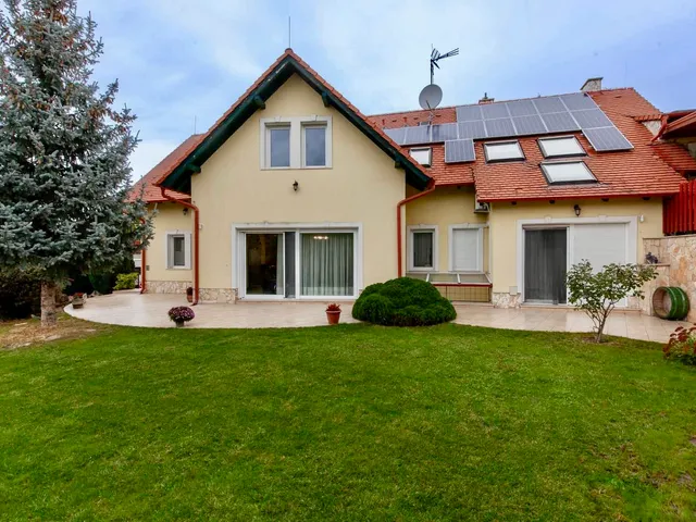 Eladó ház Budakeszi, Máriamakk 417 nm