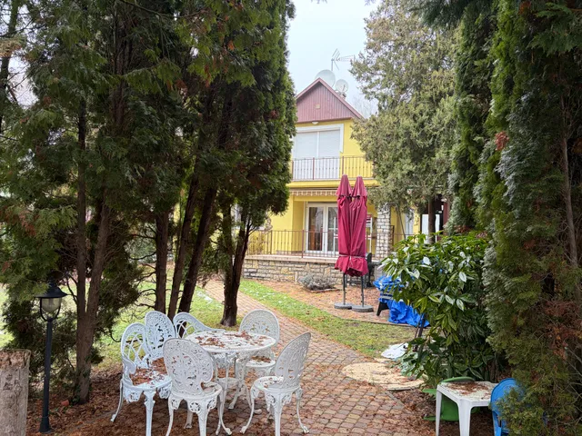 Eladó ház Balatonakarattya 116 nm