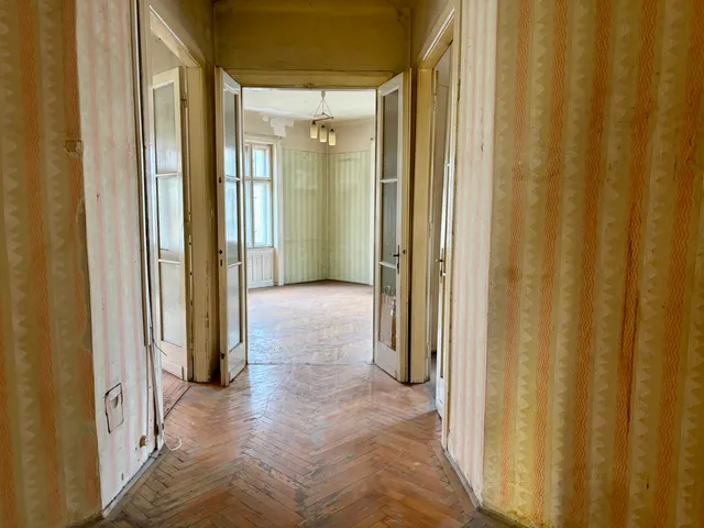 Eladó lakás Budapest VIII. kerület 90 nm