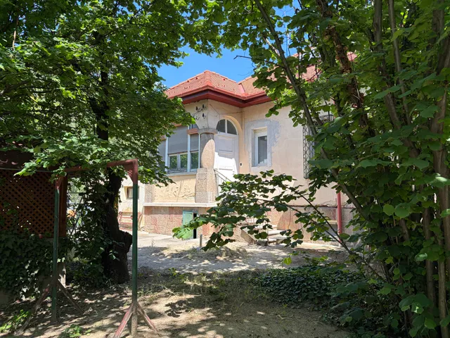 Eladó ház Diósd 160 nm