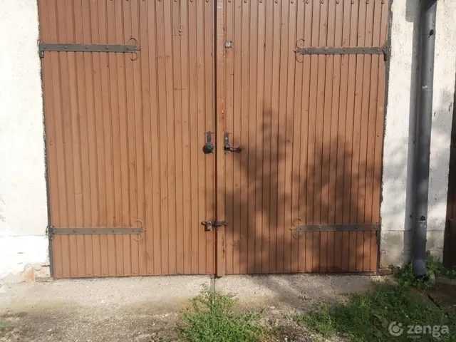 Eladó garázs Sárospatak 15 nm