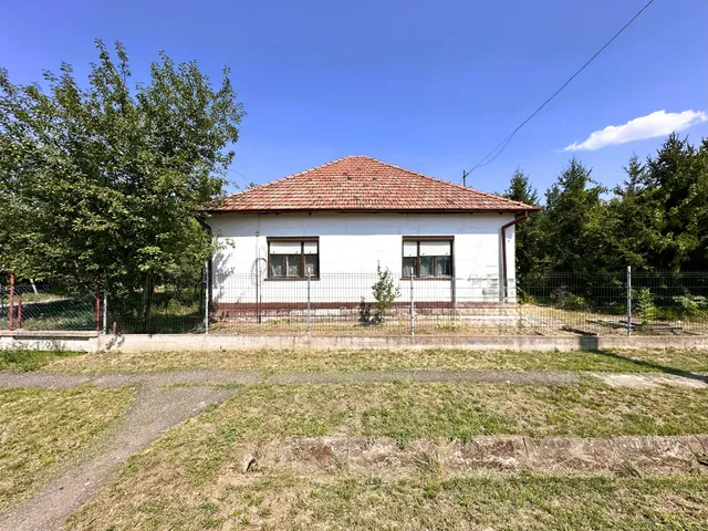 Eladó ház Sarkad 77 nm