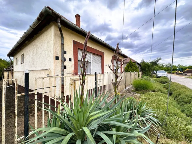 Eladó ház Sarkad 87 nm